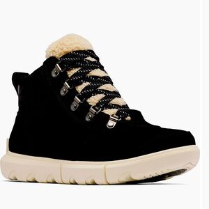 Sorel women’s Explorer Next Hiker Boot -waterproof size 8 new condition